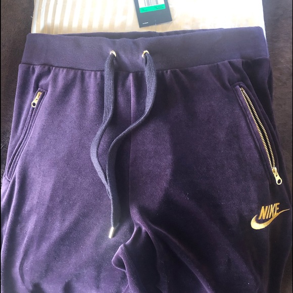 nike velour shorts